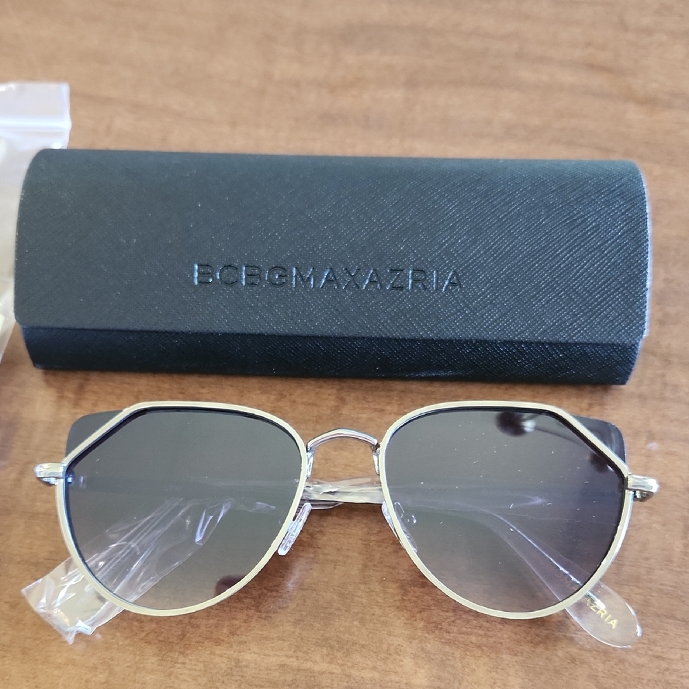 BCBGMaxAzria LEXI Sunglasses. NEW With Case